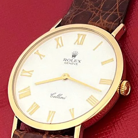 Rolex Cellini 4112/8 32mm Yellow gold White 3