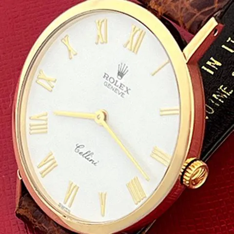 Rolex Cellini 4112/8 32mm Yellow gold White 4