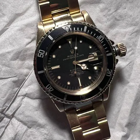 Rolex Submariner Date 1680 40mm Yellow gold Black 13