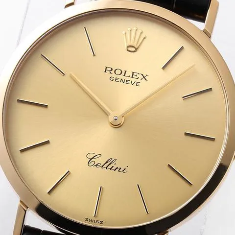 Rolex Cellini 4112/8 32mm Yellow gold Champagne 5