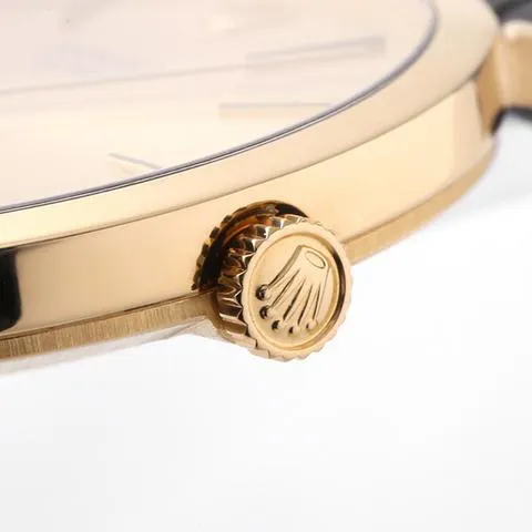 Rolex Cellini 4112/8 32mm Yellow gold Champagne 6