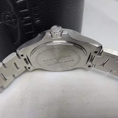 Breitling Avenger A17318101B1A1 43mm Stainless steel Black 3