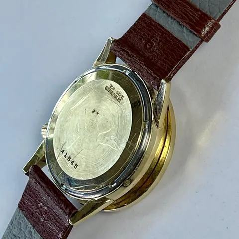 Bulova Accutron 41545 37mm Yellow gold Bordeaux 5