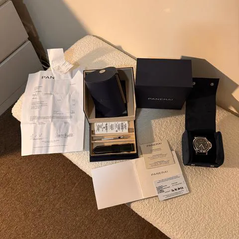 Panerai Luminor PAM01084 44mm Stainless steel Black 2