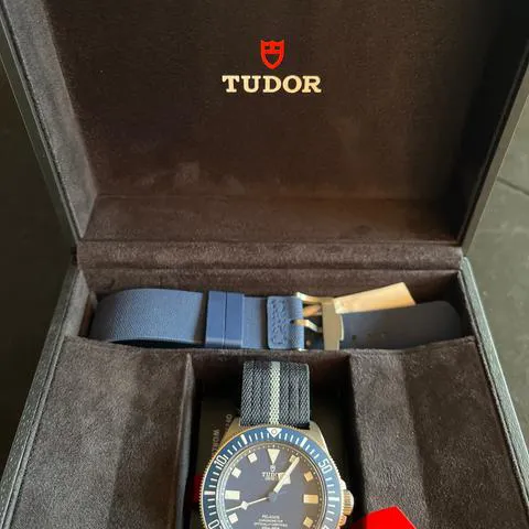 Tudor Pelagos 25707B/24 42mm Titanium Blue 3