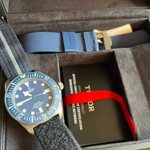 Tudor Pelagos 25707B/24 42mm Titanium Blue 11