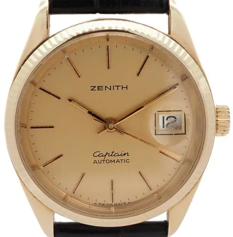 Zenith Captain 489 06-0061 33mm Yellow gold Gold