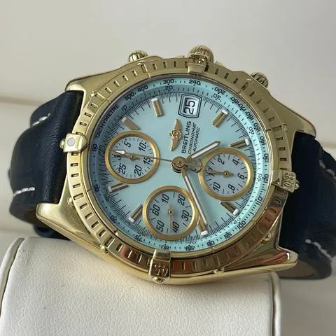 Breitling Chronomat K13050.1 40mm Yellow gold White