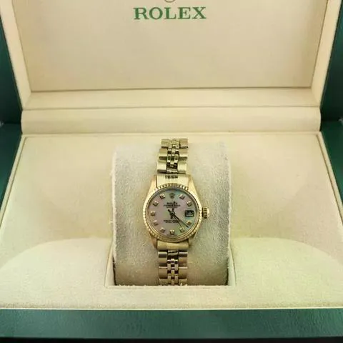 Rolex Oyster Perpetual Lady Date 6517 26mm Yellow gold White