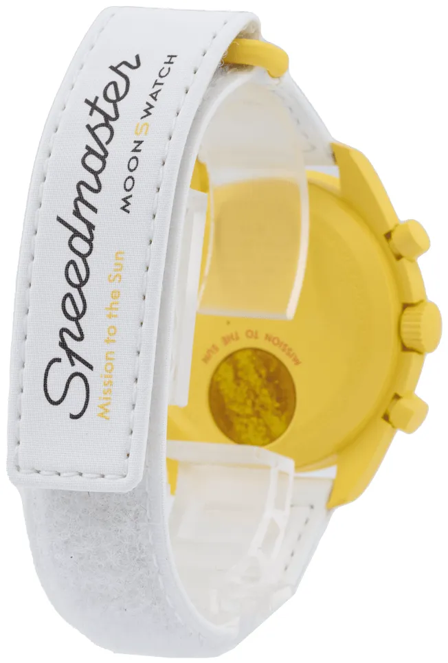 Omega Moonswatch SO33J100 42mm Bioceramic Yellow 8