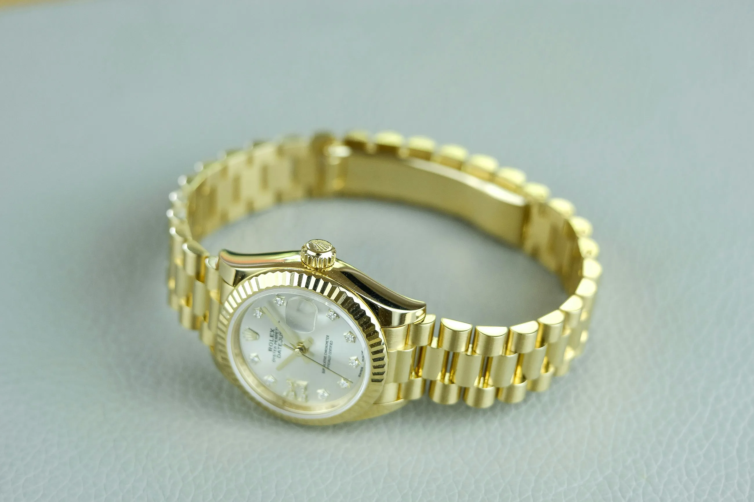 Rolex Lady-Datejust 279178 28mm Yellow gold Silver with diamond 19