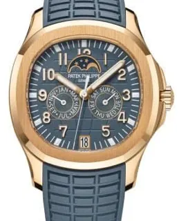 Patek Philippe Aquanaut 5261R-001 40mm Rose gold Blue