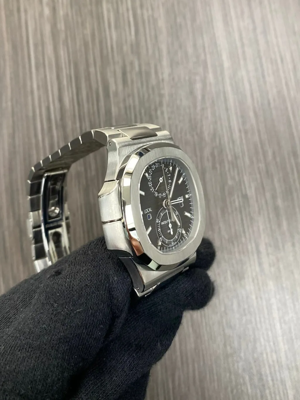 Patek Philippe Nautilus 5990/1A-001 nullmm Gray 1