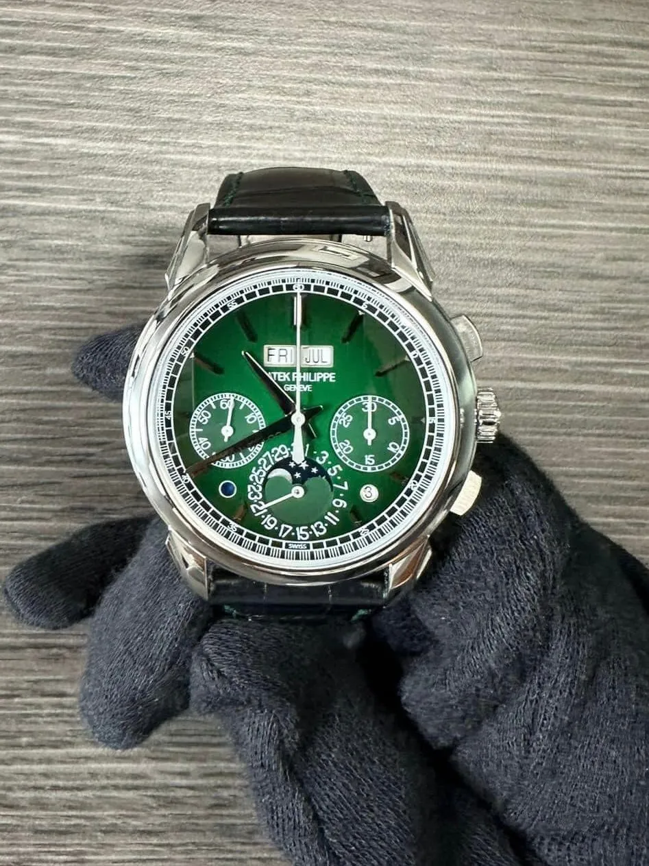 Patek Philippe Perpetual Calendar Chronograph 5270P-014 Green