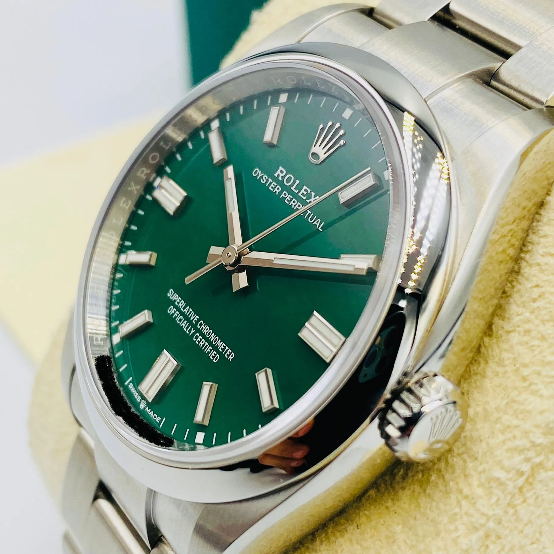 Rolex Oyster Perpetual 36 126000 36mm Green 1