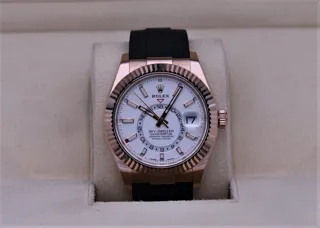 Rolex Sky-Dweller 326238 Rose gold White