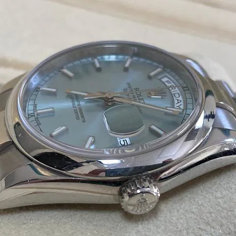 Rolex Day-Date 36 118206 36mm Platinum Blue 6