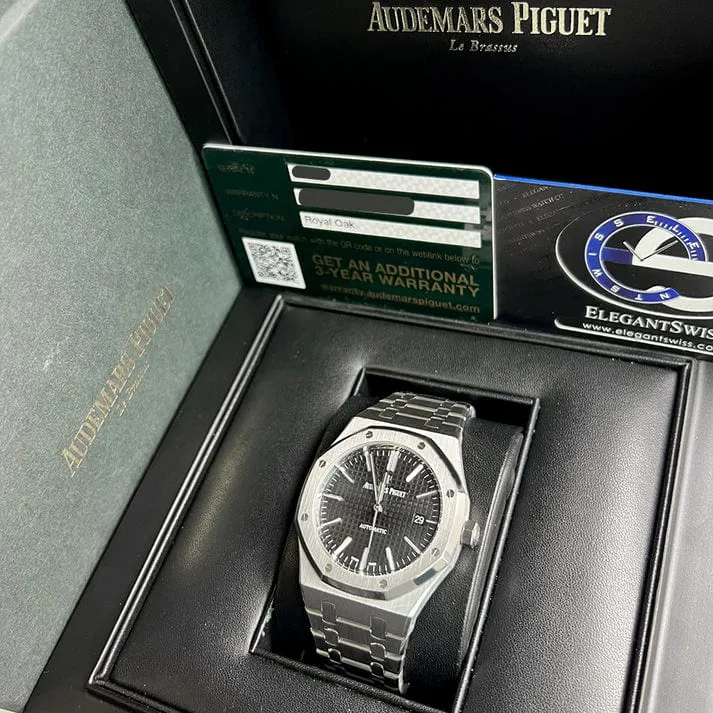 Audemars Piguet Royal Oak 15400ST.OO.1220ST.01 41mm Stainless steel Black 4