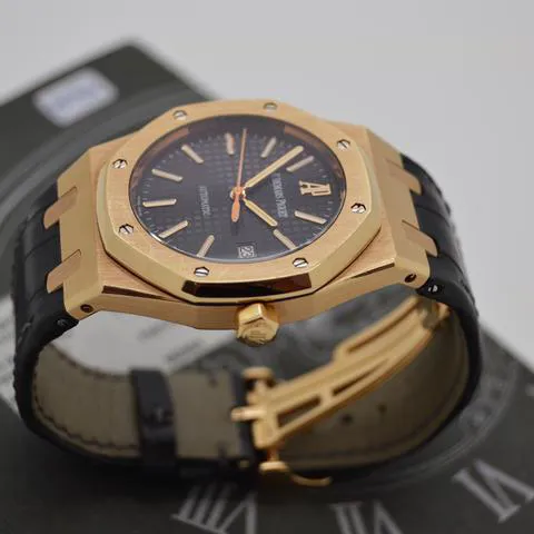 Audemars Piguet Royal Oak 15300OR.OO.D002CR.01 39mm Rose gold Black 4