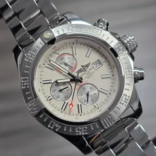 Breitling Avenger A13371 Stainless steel White