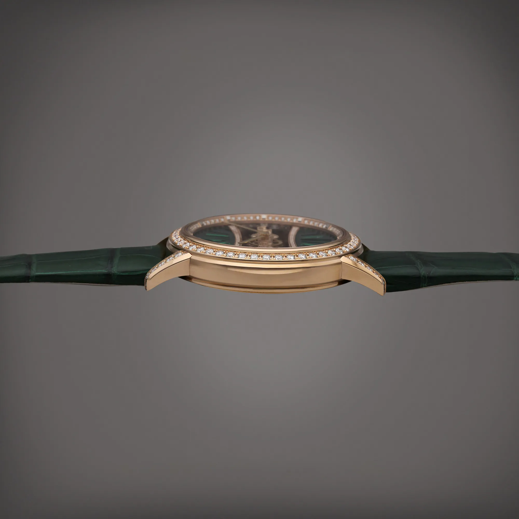 Corum Golden Bridge 05.0089 39mm Rose gold and Diamond Green 3