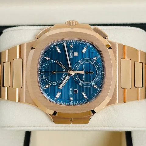 Patek Philippe Nautilus 5990/1R-001 40.5mm Rose gold Blue