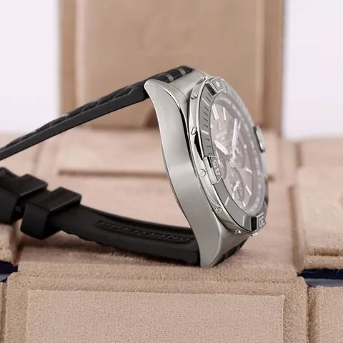 Breitling Chronomat EB0136251M1S1 44mm Titanium Gray 3
