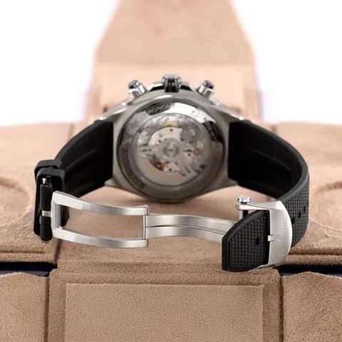 Breitling Chronomat EB0136251M1S1 44mm Titanium Gray 5