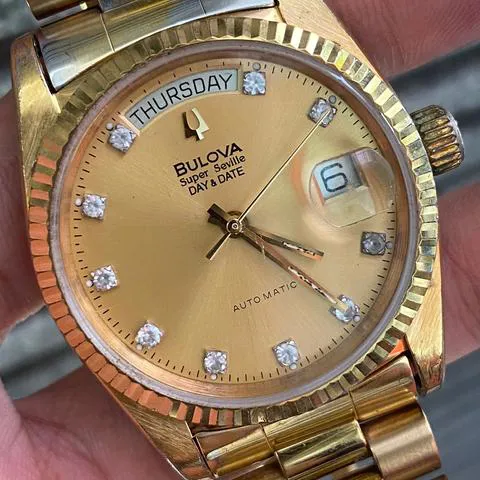 Bulova Diamond 39mm Stainless steel Gold