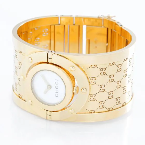 Gucci Twirl 33mm Yellow gold 1