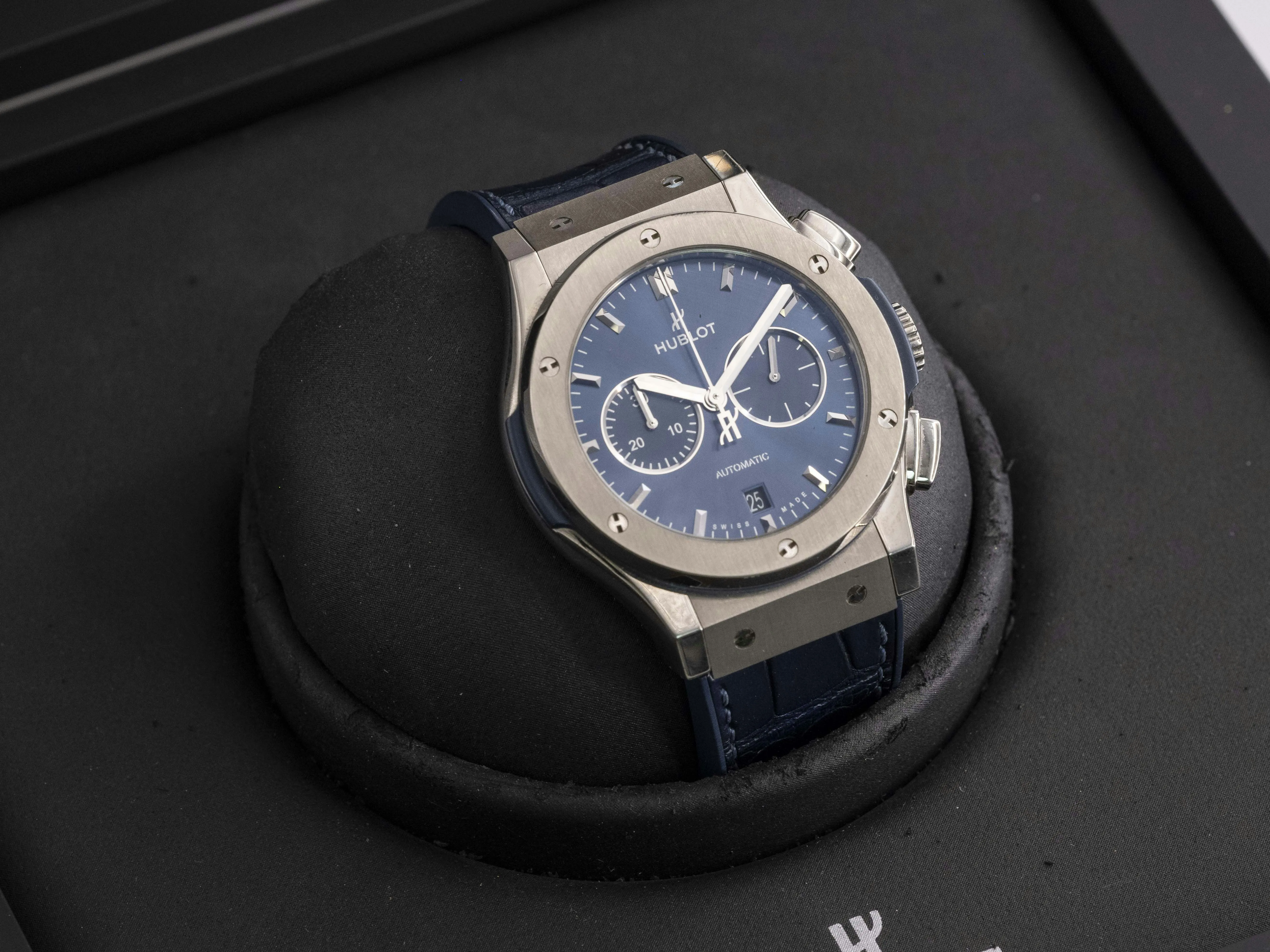 Hublot Classic Fusion Chronograph 541.NX.7170.LR 42mm Titanium Blue 15