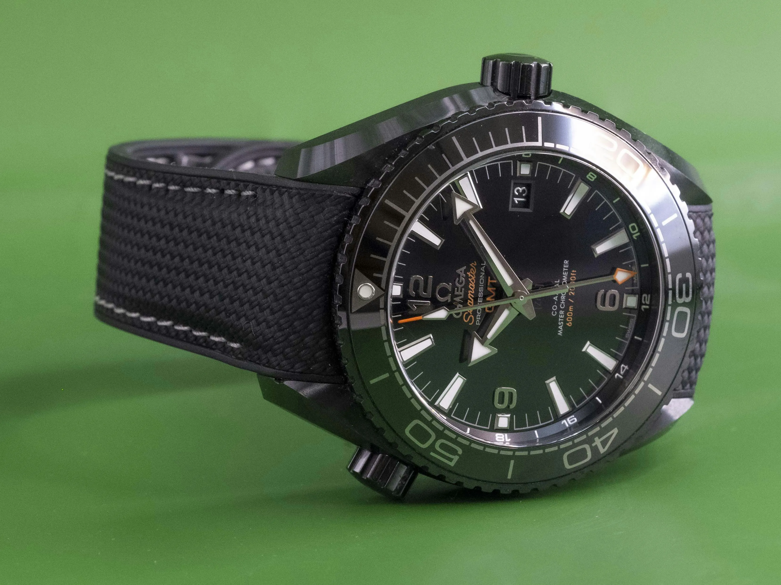 Omega Seamaster Planet Ocean 215.92.46.22.01.001