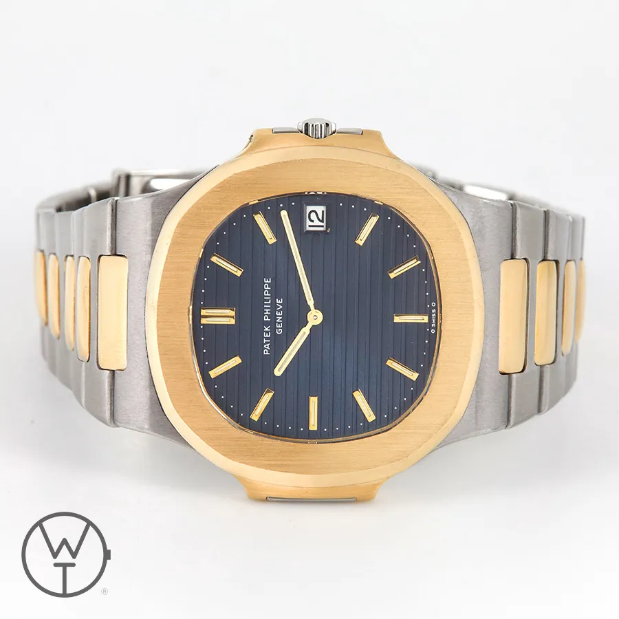 Patek Philippe Nautilus 3700/001 41mm Yellow gold and Stainless steel Black 4