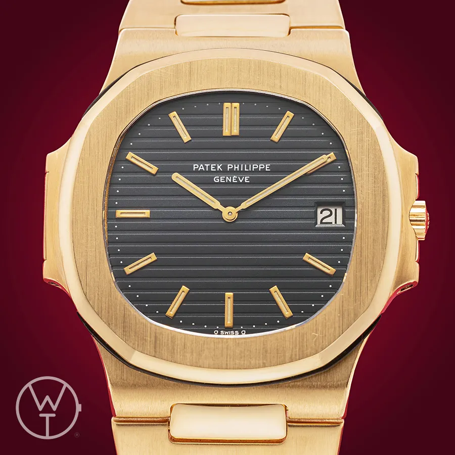 Patek Philippe Nautilus 3700/001 41mm Yellow gold Blue