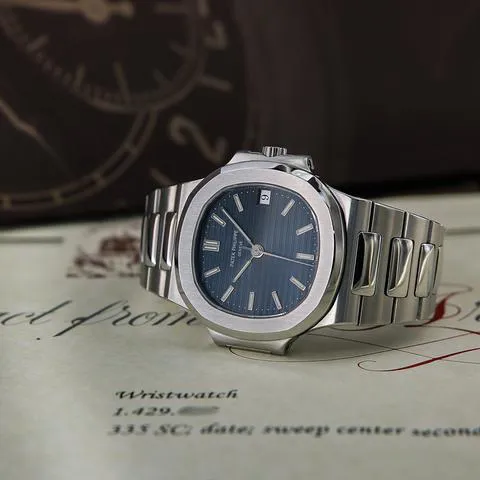 Patek Philippe Nautilus 3800/1 37mm Stainless steel Black 3