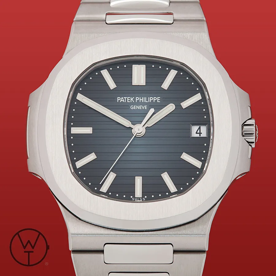 Patek Philippe Nautilus 5711/1A-010 41mm Stainless steel Blue