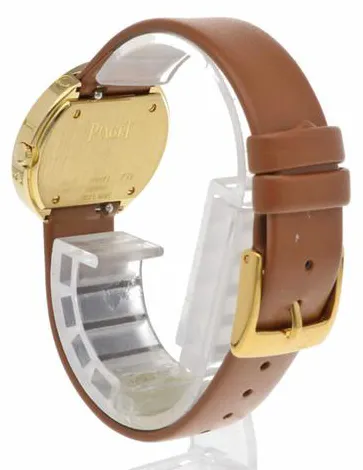 Piaget Possession P10275 28.5mm Yellow gold 4