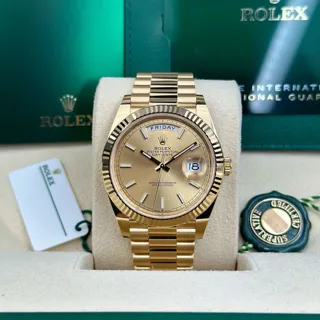 Rolex Day-Date 40 228238-0003 Yellow gold Champagne