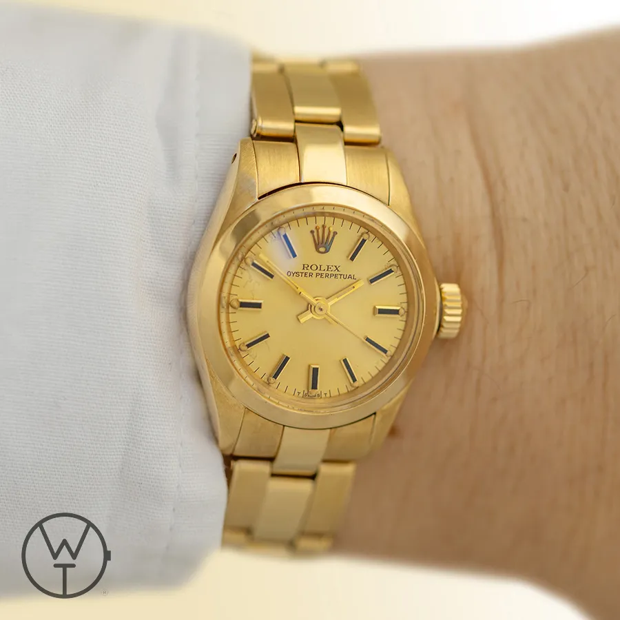 Rolex Oyster Perpetual 6718 26mm Yellow gold 1