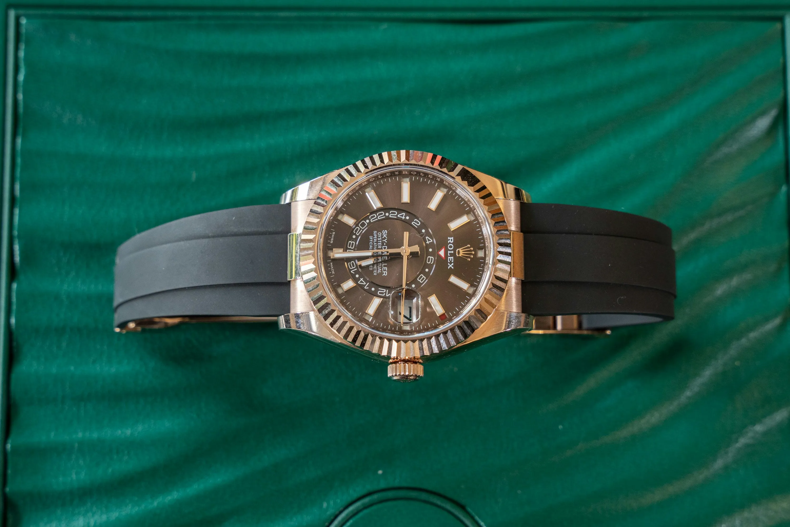 Rolex Sky-Dweller 326235 42mm Rose gold Chocolate 6