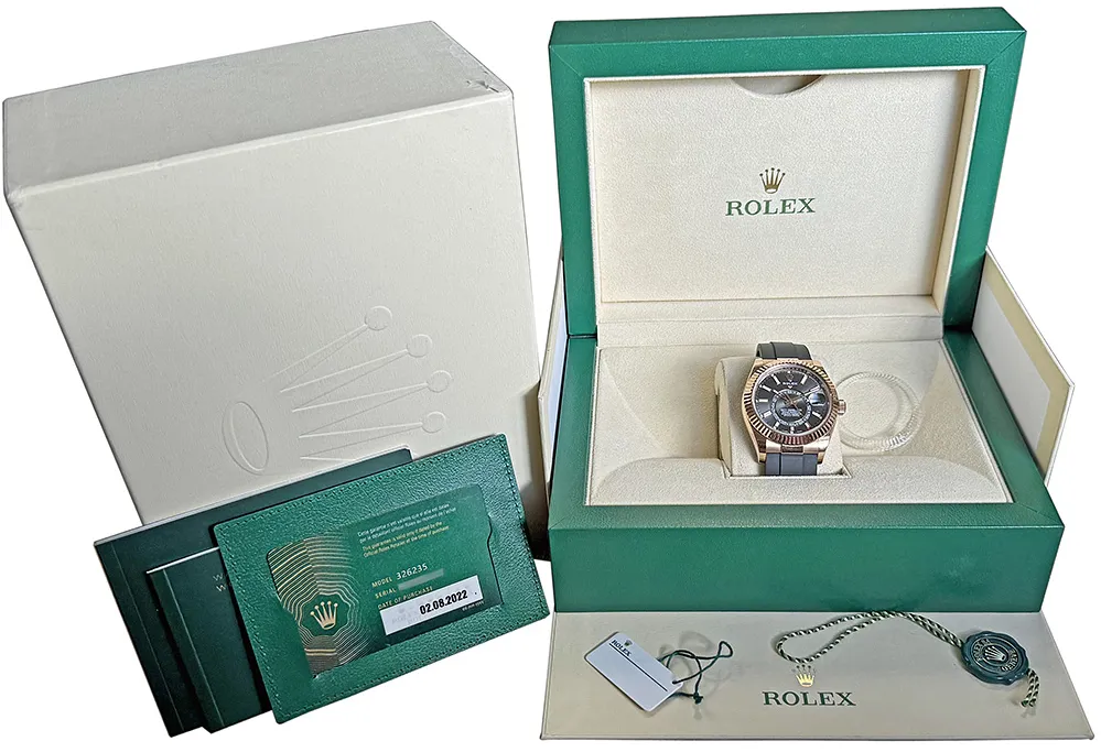 Rolex Sky-Dweller 326235 42mm Rose gold Gray