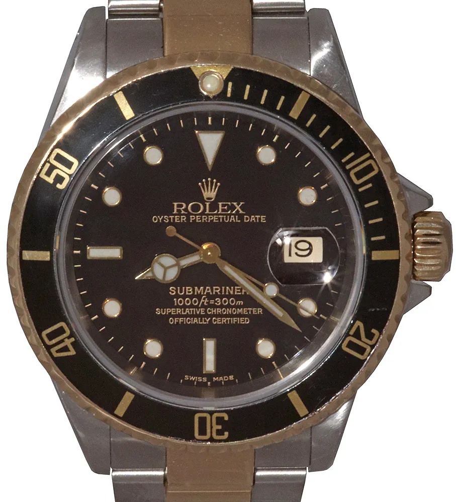 Rolex Submariner 16613 40mm Yellow gold and Stainless steel Black 3