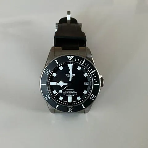 Tudor Pelagos 25600TN 42mm Titanium Black 4