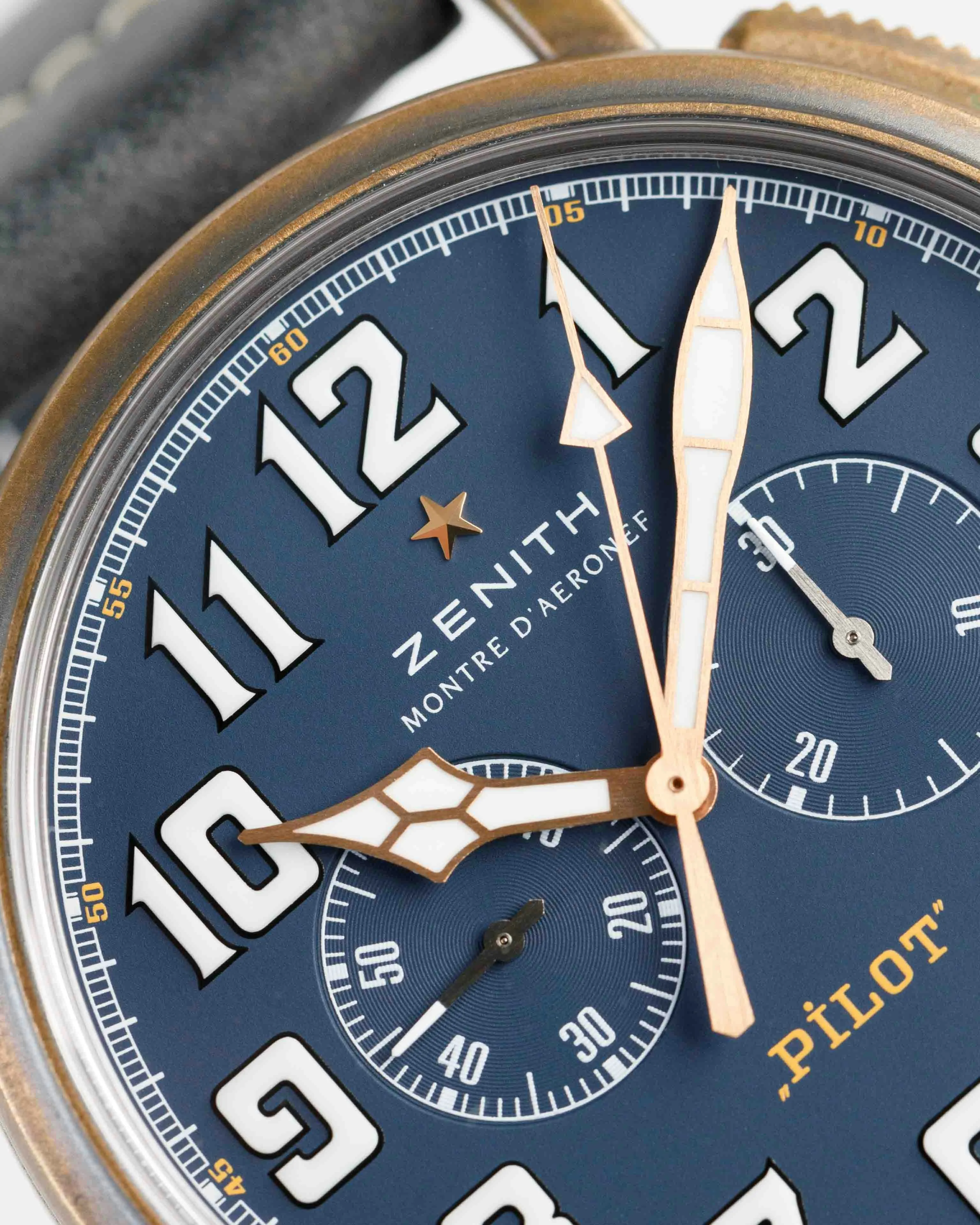 Zenith Pilot 29.2430.4069/57.C808 45mm Bronze Blue 3