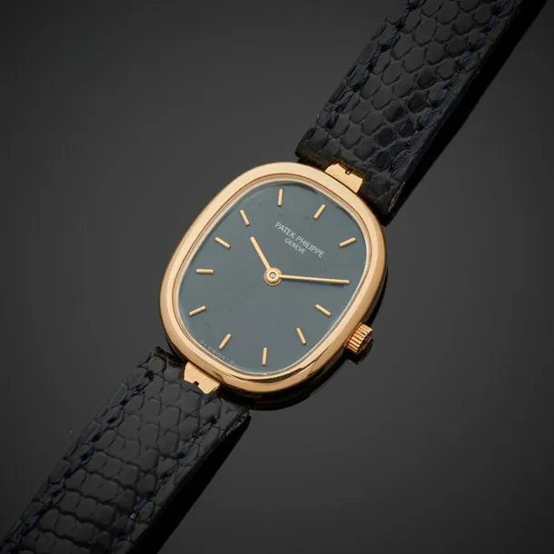 Patek Philippe Golden Ellipse 4764 23mm Yellow gold Blue 1