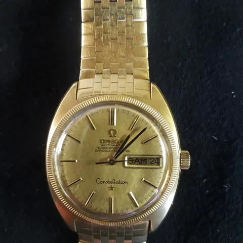 Omega Constellation Day-Date 168.029 35mm Yellow gold Champagne