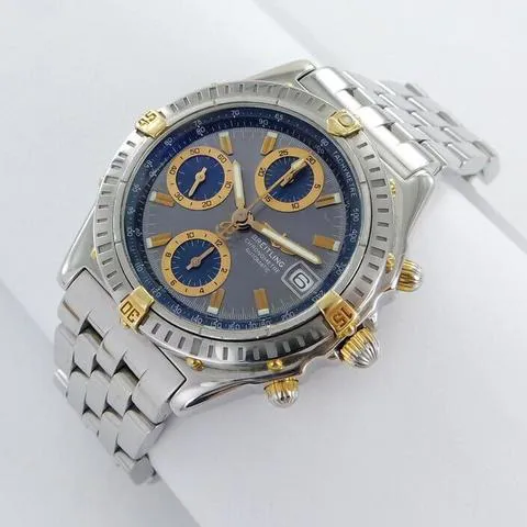 Breitling Chronomat B13352 nullmm Yellow gold