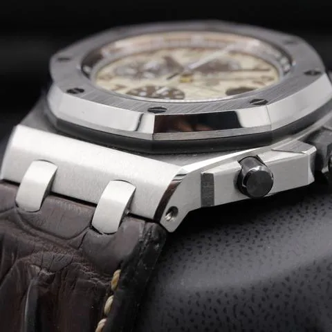 Audemars Piguet Royal Oak Offshore 26470ST.OO.A801CR.01 42mm Stainless steel Beige 2