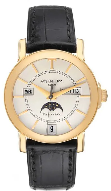 Patek Philippe Annual Calendar 5150J 36mm Yellow gold Yellow