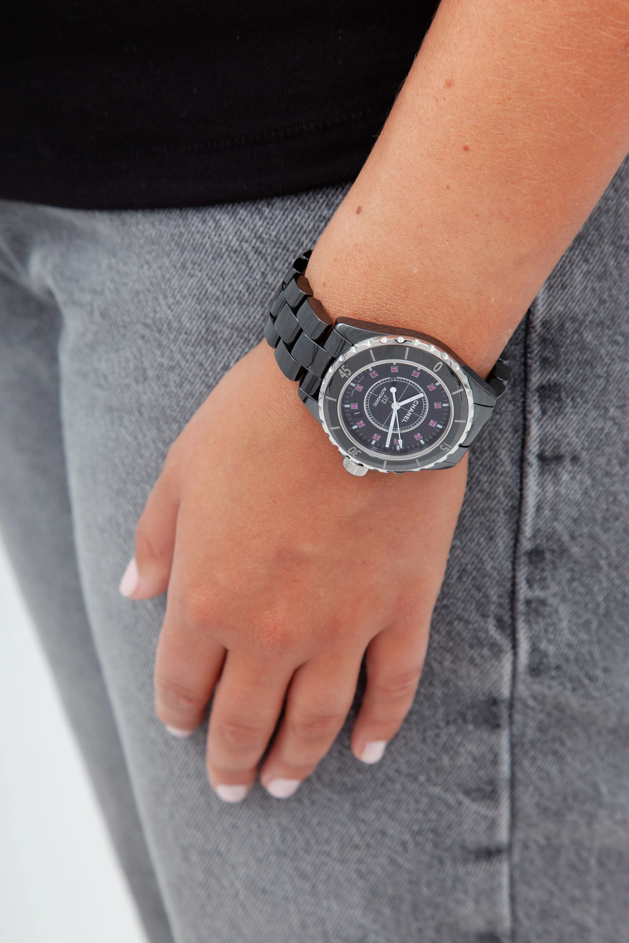 Chanel J12 39mm Stainless steel and ceramic 3